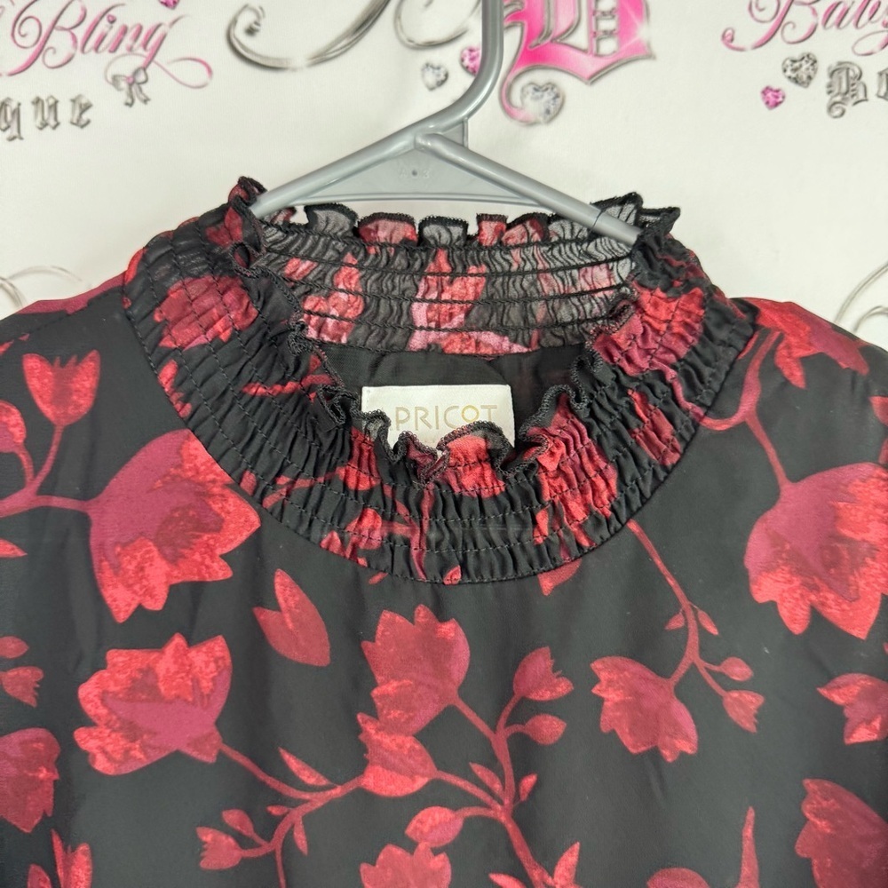 APRICOT blouse long sleeve flare detail smocked Black and Red Floral Blouse - Picture 5 of 7